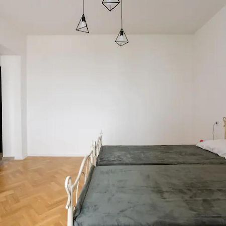 Center Of The Tbilisi Apartment Bagian luar foto